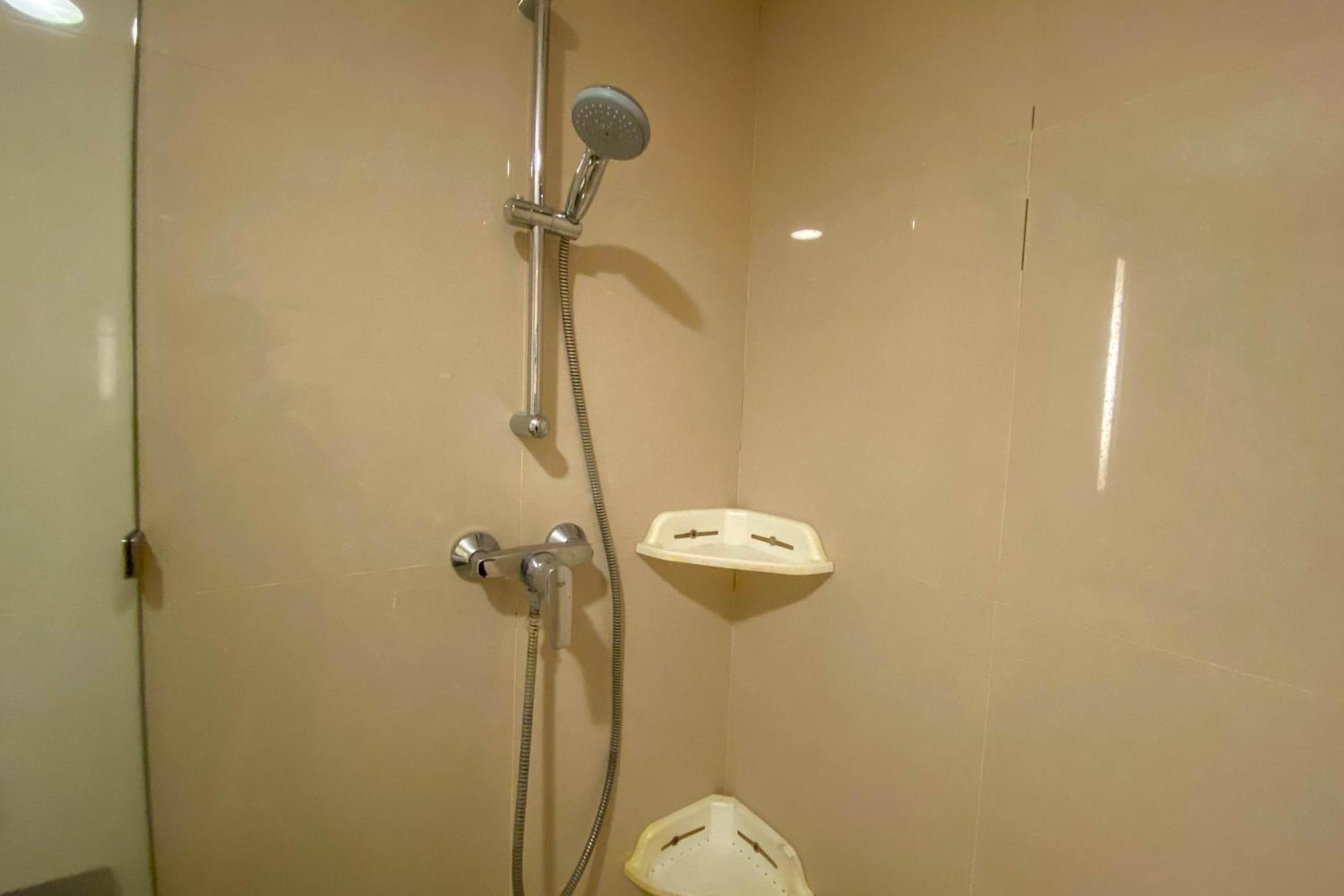 Apartemen New And Spacious 3br At Marquis De Lafayette By Travelio